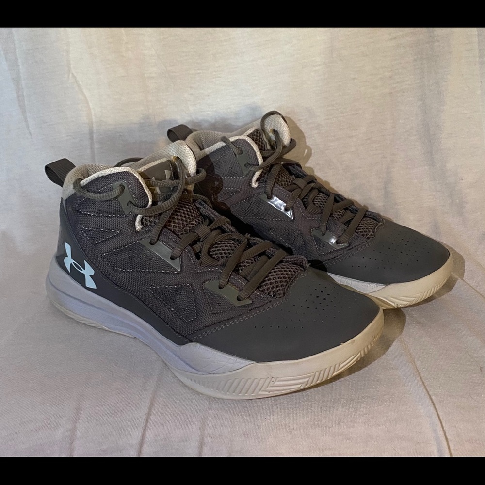 Women’s Under Armour Basketball Shoes